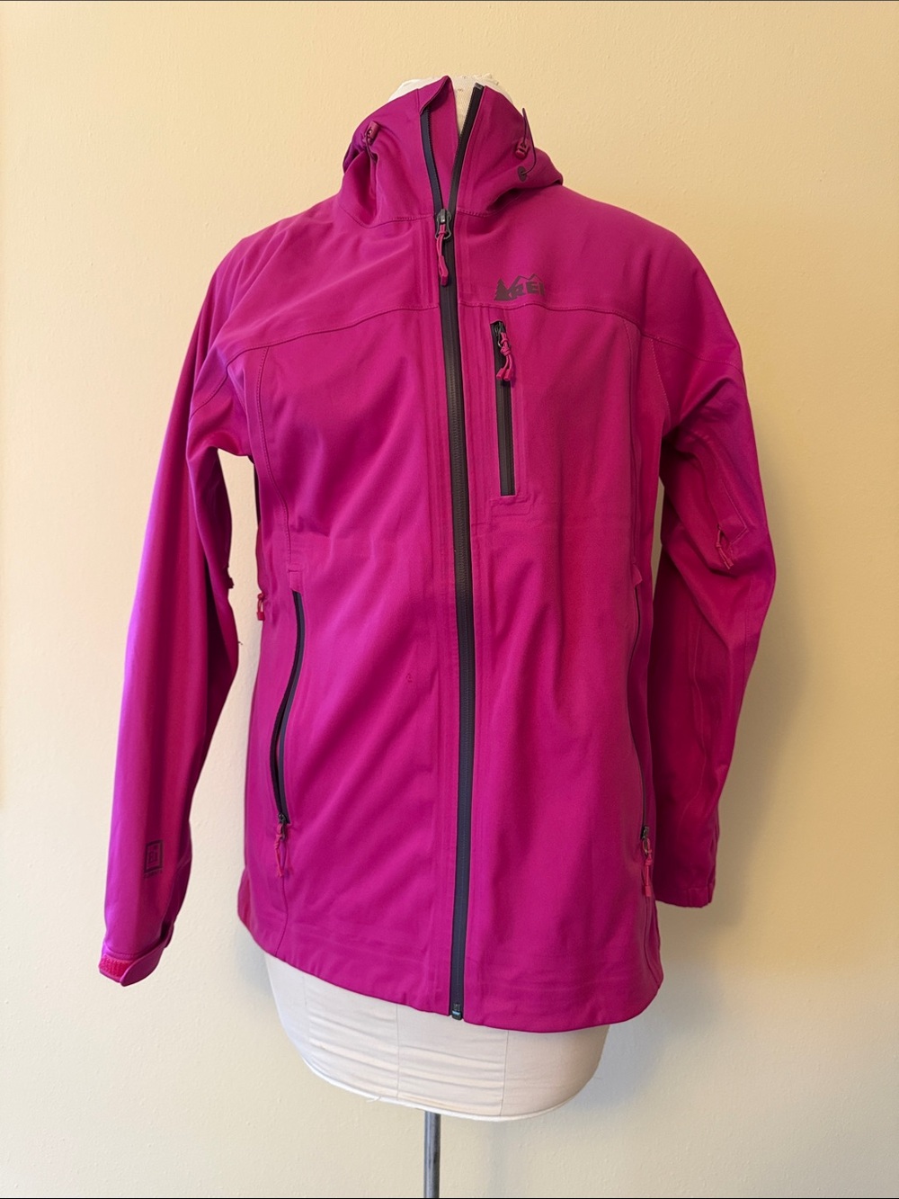 REI Women's E1 jacket large